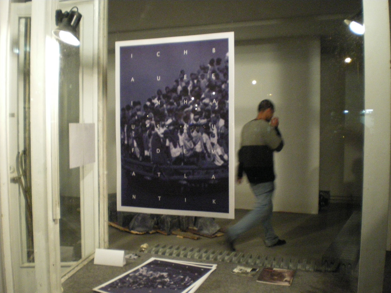 Photographic documentation of RYLLEGA Berlin ("Ich baue ein Haus auf dem Atlantik" by Gabriele Undine Meyer)